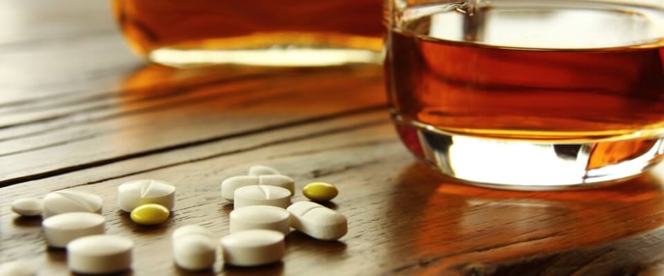 Oxycodone and alcohol